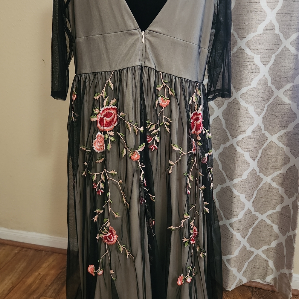 eShakti Black and Gray Maxi Dress with Floral Embroidery